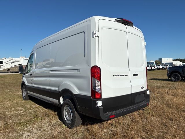 2026 Ford Transit Cargo Van T-250 148" Med Rf 9150 GVWR RWD - 22943335 - 4