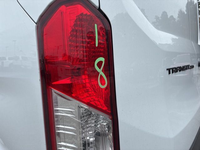 2026 Ford Transit Cargo Van T-250 148" Med Rf 9150 GVWR RWD - 22950966 - 12