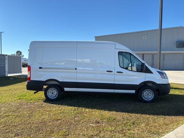 2026 Ford Transit Cargo Van T-250 148" Med Rf 9150 GVWR RWD - 22950966 - 1