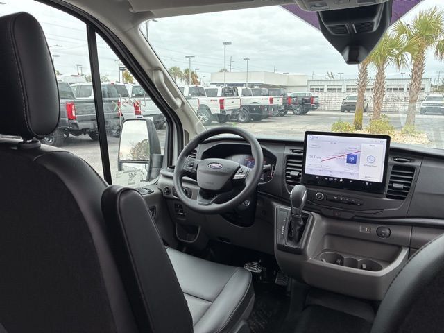 2026 Ford Transit Cargo Van T-250 148" Med Rf 9150 GVWR RWD - 22950966 - 24