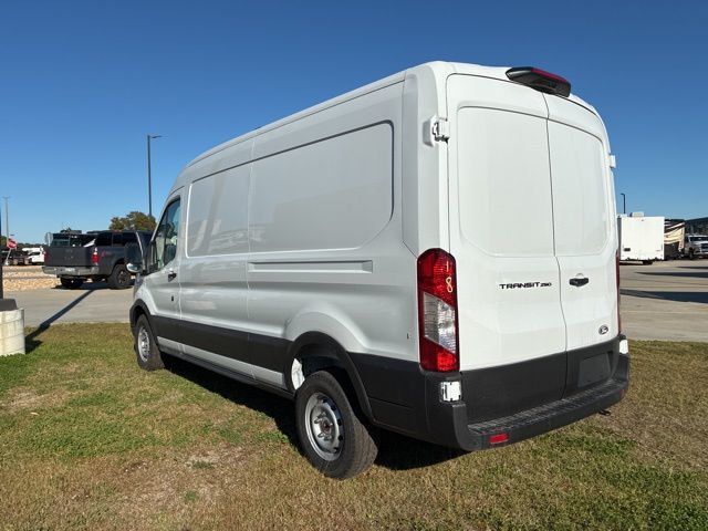 2026 Ford Transit Cargo Van T-250 148" Med Rf 9150 GVWR RWD - 22950966 - 4