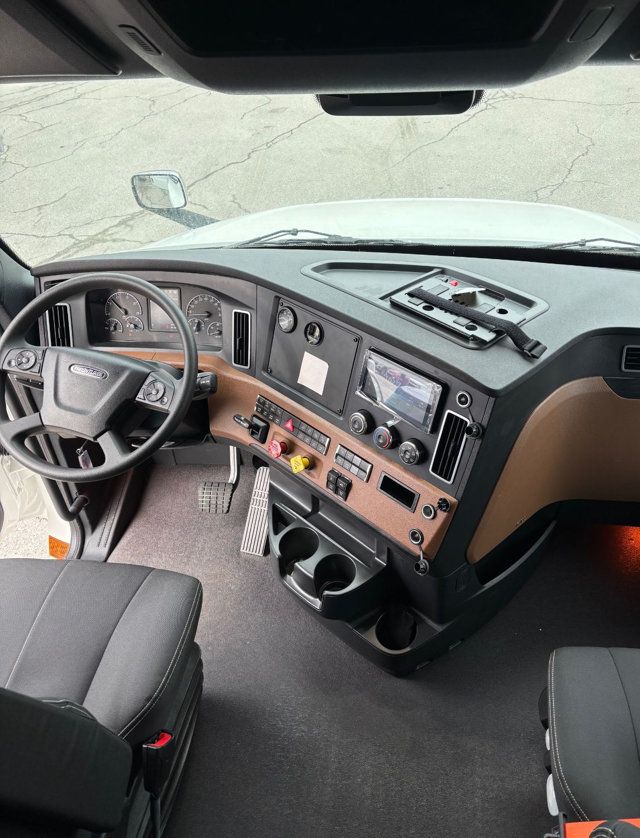 2026 Freightliner CAS126SLP  - 23021562 - 5