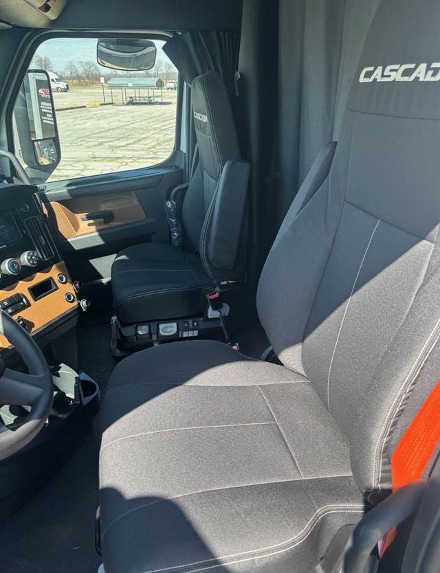 2026 Freightliner CAS126SLP  - 23021600 - 4