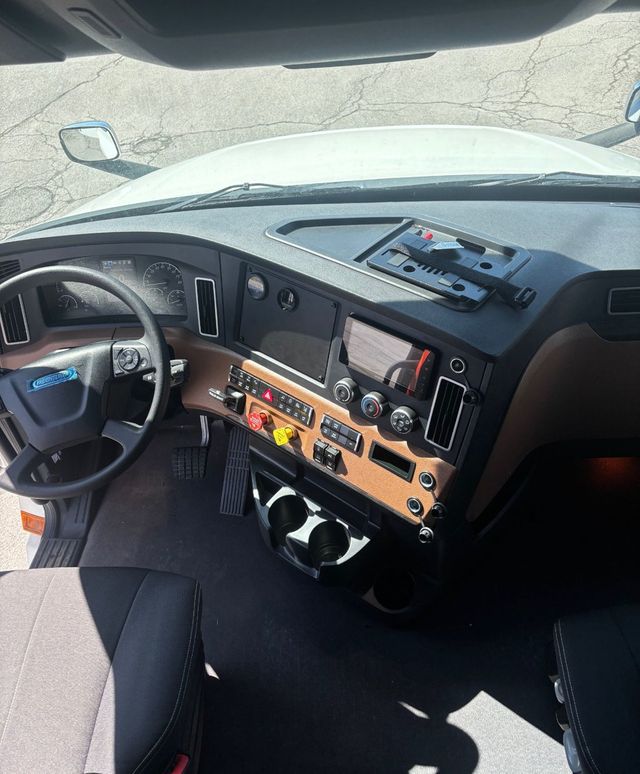 2026 Freightliner CAS126SLP  - 23021600 - 6