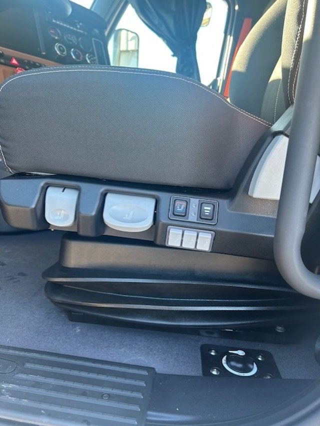 2026 Freightliner Cascadia 2026 FREIGHTLINER CASCADIA SLEEPER - 22997431 - 9