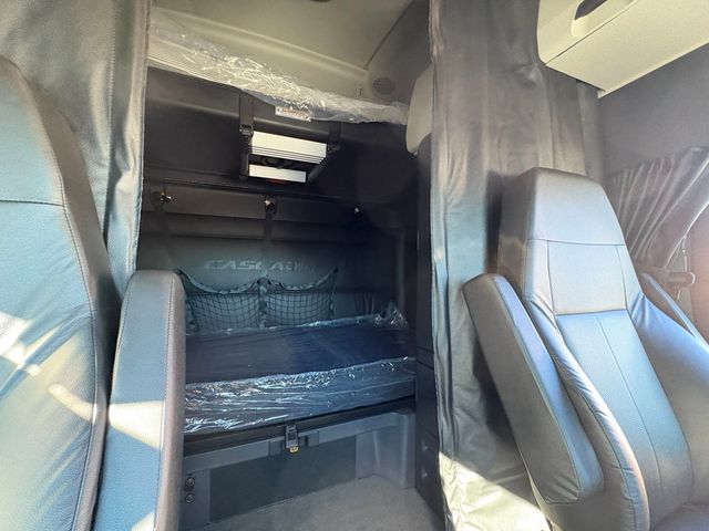 2026 Freightliner CASCADIA CA126 - 22945964 - 12
