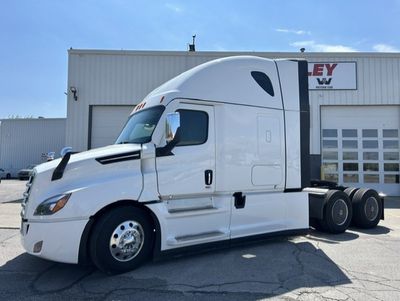 2026 Freightliner PT126SLP
