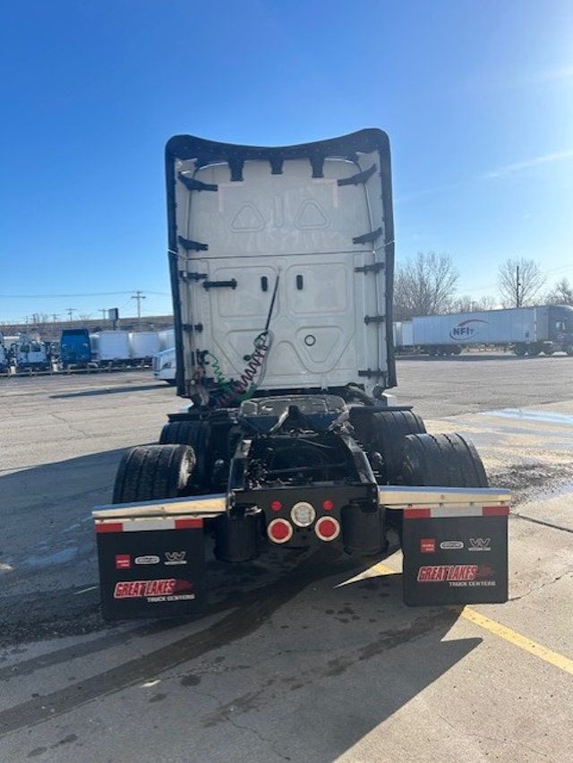 2026 Freightliner PT126SLP 2026 FREIGHTLINER CASCADIA SLEEPER - 22997431 - 5