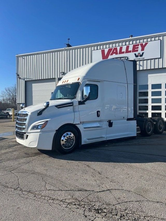 2026 Freightliner PT126SLP 2026 FREIGHTLINER CASCADIA SLEEPER - 22997431 - 8