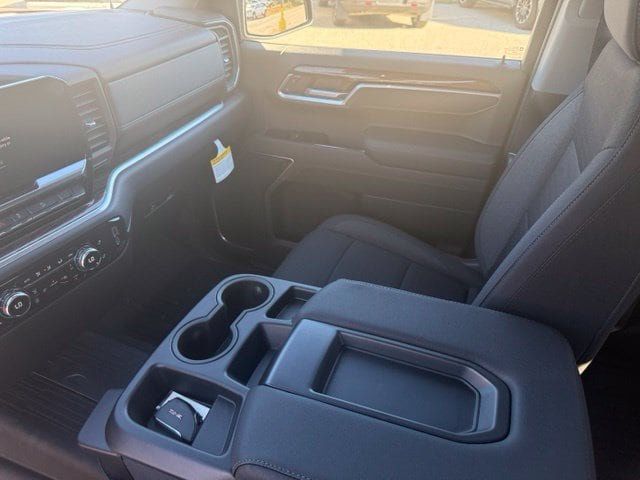 2026 GMC Sierra 1500 Elevation - 23089140 - 10