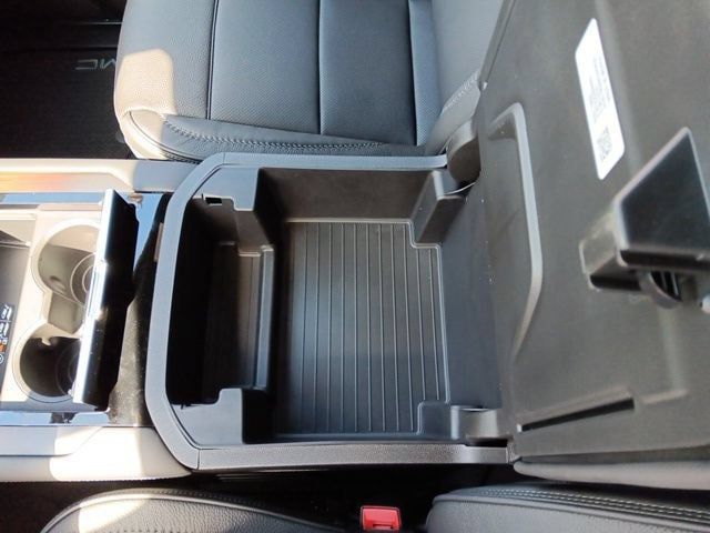 2026 GMC Yukon Denali - 23076417 - 17