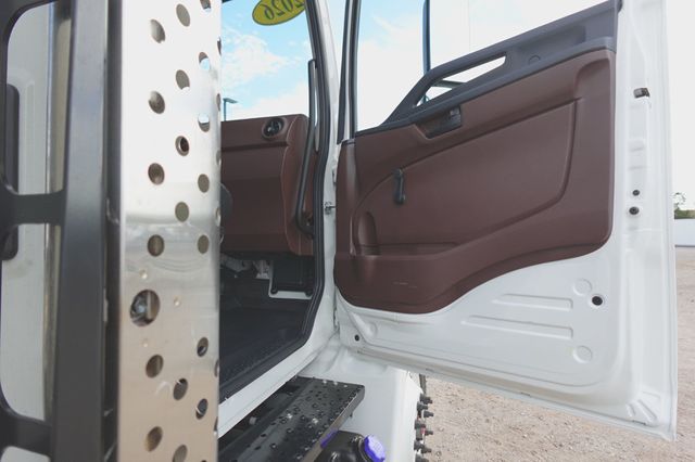 2026 HINO L6 (2000 Gallon Water Tank Truck) - 22940973 - 24