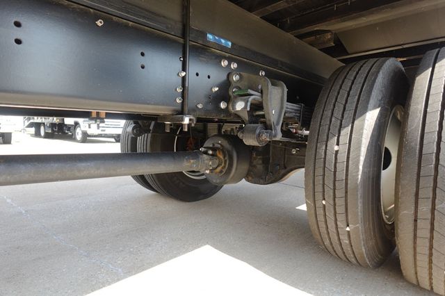 2026 HINO L6 (26ft Box Truck w/ Lift Gate) - 23035850 - 26