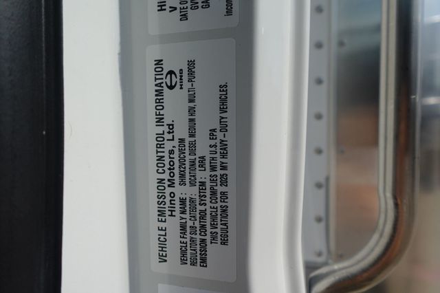 2026 HINO L6 (26ft Box Truck w/ Lift Gate) - 23035850 - 63