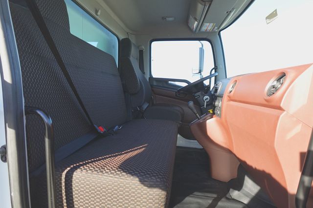 2026 HINO L6 (26ft Box w/ ICC Bumper) - 22974830 - 25