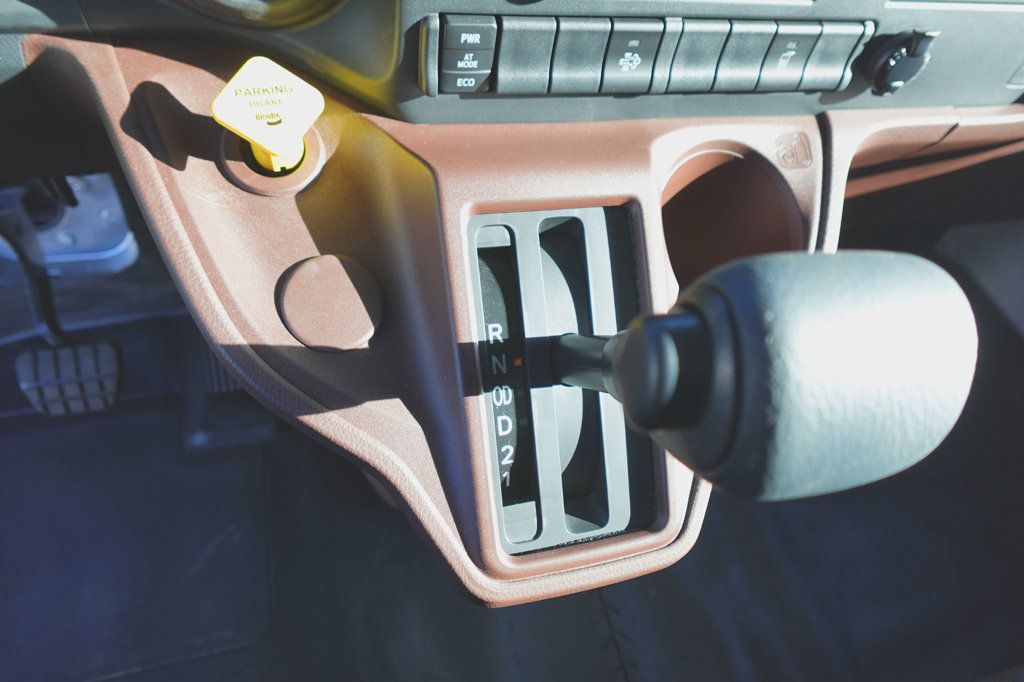 2026 HINO L6 (26ft Box w/ ICC Bumper) - 22974831 - 35