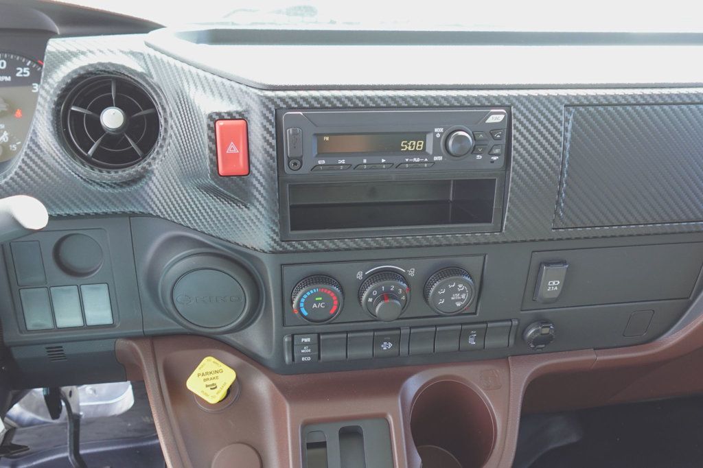 2026 HINO L6 (26ft Box w/ ICC Bumper) - 22989227 - 32