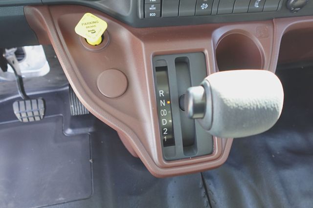 2026 HINO L6 (26ft Box w/ ICC Bumper) - 22989227 - 35