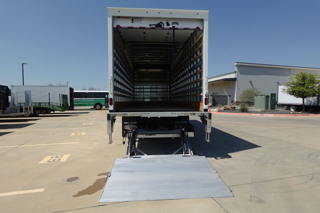2026 HINO L6 (26ft Box with Lift Gate) - 22869023 - 13