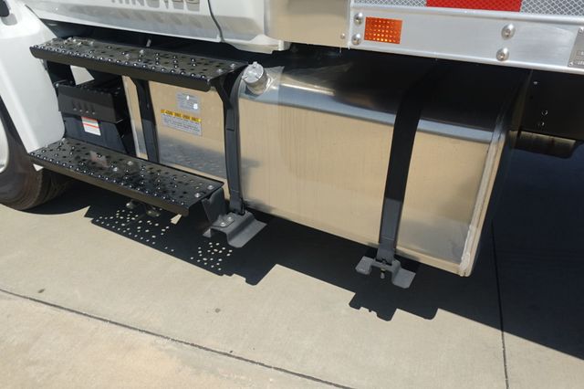 2026 HINO L6 (26ft Box with Lift Gate) - 22869023 - 33