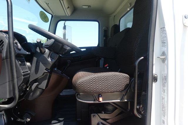 2026 HINO L6 (26ft Box with Lift Gate) - 22869023 - 35