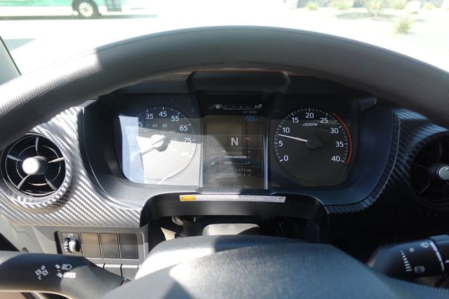 2026 HINO L6 (26ft Box with Lift Gate) - 22869023 - 37