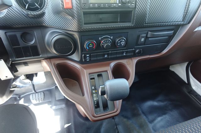 2026 HINO L6 (26ft Box with Lift Gate) - 22869023 - 40