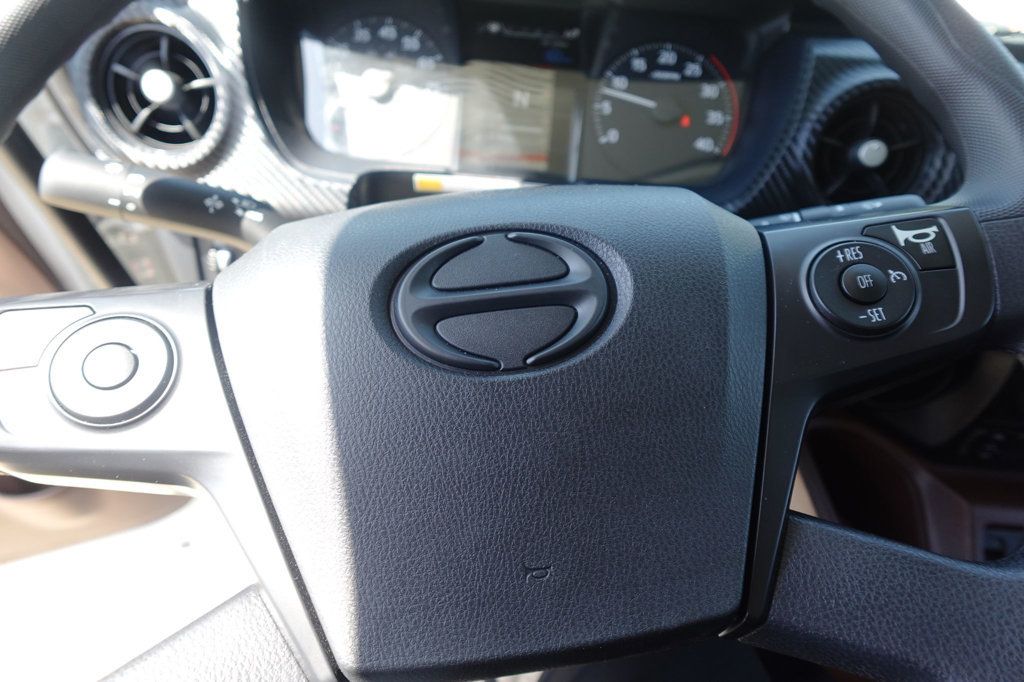 2026 HINO L6 (26ft Box with Lift Gate) - 22869023 - 45