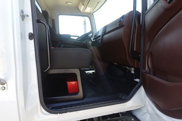 2026 HINO L6 (26ft Box with Lift Gate) - 22869023 - 57