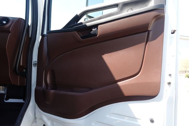 2026 HINO L6 (26ft Box with Lift Gate) - 22869023 - 60