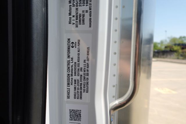 2026 HINO L6 (26ft Box with Lift Gate) - 22869023 - 66