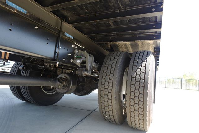 2026 HINO L6 (26ft Box with Lift Gate) - 22869023 - 70