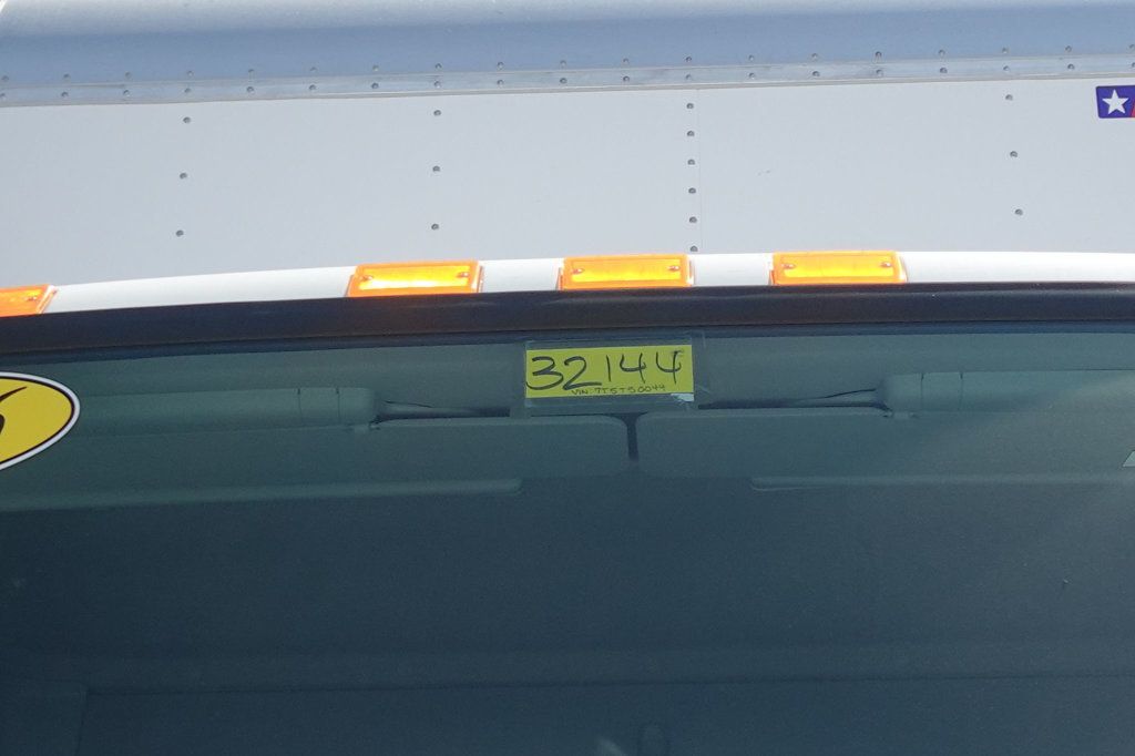 2026 HINO L6 (26ft Box with Lift Gate) - 22869023 - 71