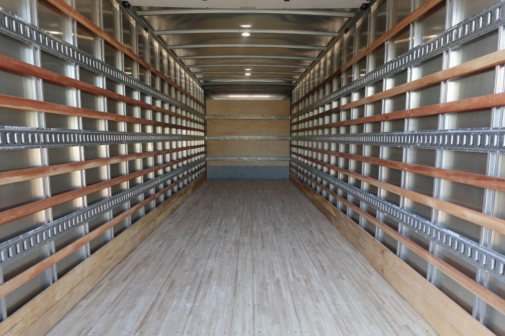 2026 HINO L6 (26ft Box with Lift Gate) - 22901190 - 18