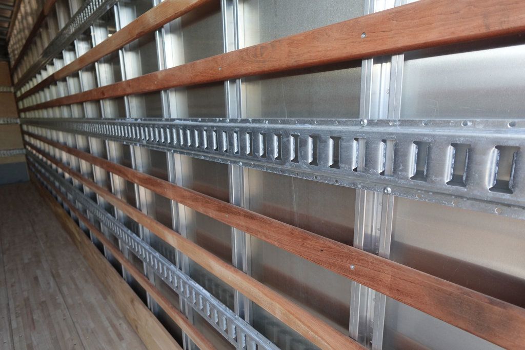 2026 HINO L6 (26ft Box with Lift Gate) - 22901190 - 19