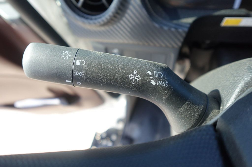 2026 HINO L6 (26ft Box with Lift Gate) - 22901190 - 47