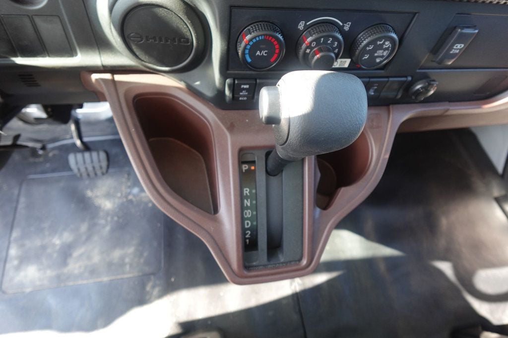 2026 HINO L6 (26ft Box with Lift Gate) - 22901190 - 50