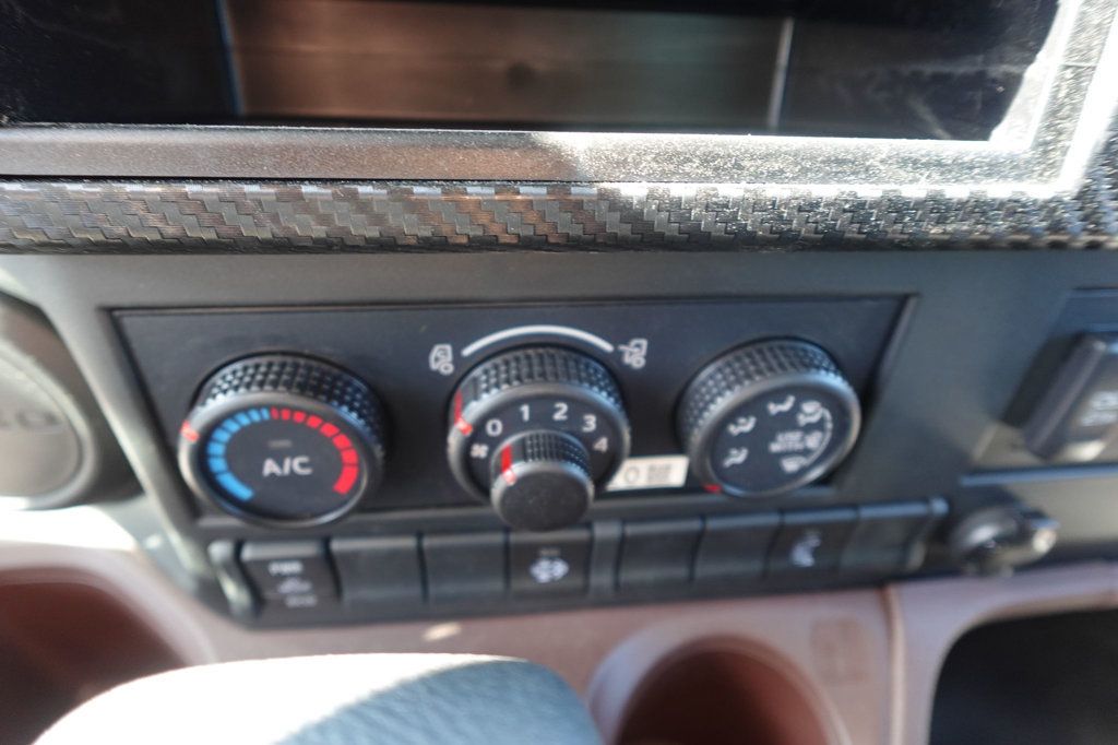 2026 HINO L6 (26ft Box with Lift Gate) - 22901190 - 52