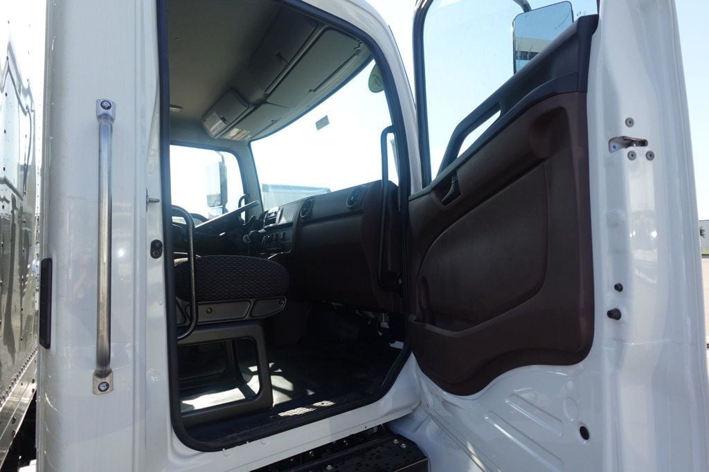 2026 HINO L6 (26ft Box with Lift Gate) - 22901190 - 57