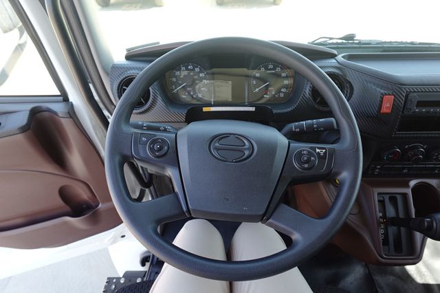 2026 HINO L6 (26ft Box with Lift Gate) - 23002934 - 41