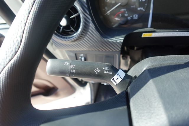 2026 HINO L6 (26ft Box w/ Liftgate) - 22879730 - 51