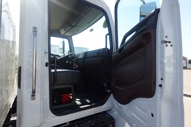 2026 HINO L6 (26ft Box w/ Liftgate) - 22879730 - 64