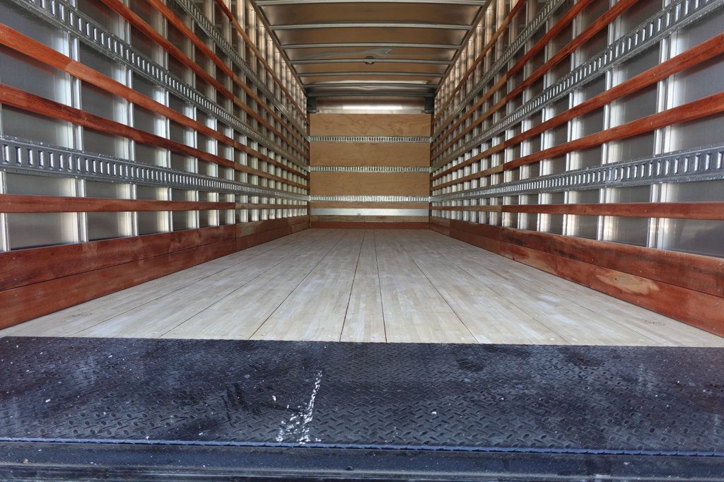 2026 HINO L6 (26ft Box w/ Lift Gate) - 22879735 - 18