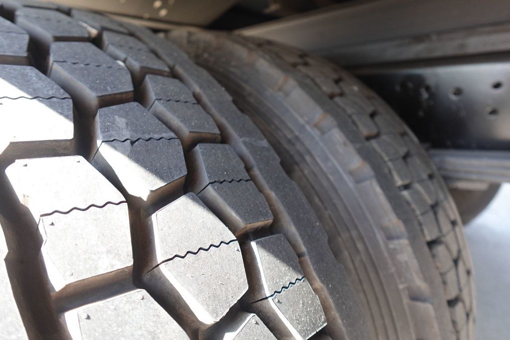 2026 HINO L6 (26ft Box w/ Lift Gate) - 22879735 - 24