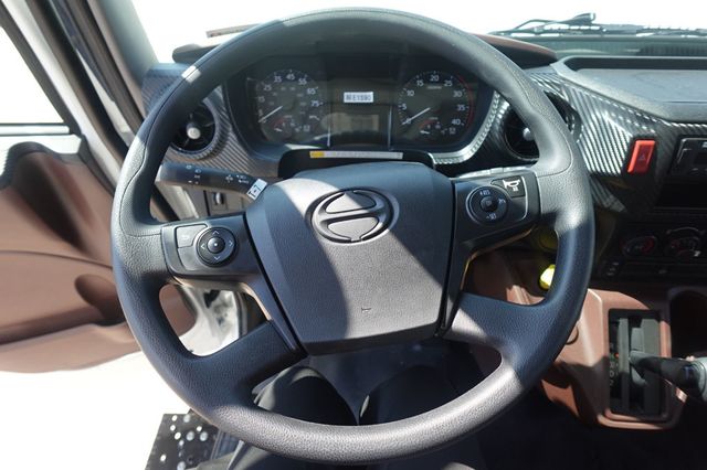 2026 HINO L6 (26ft Box w/ Lift Gate) - 22879735 - 37