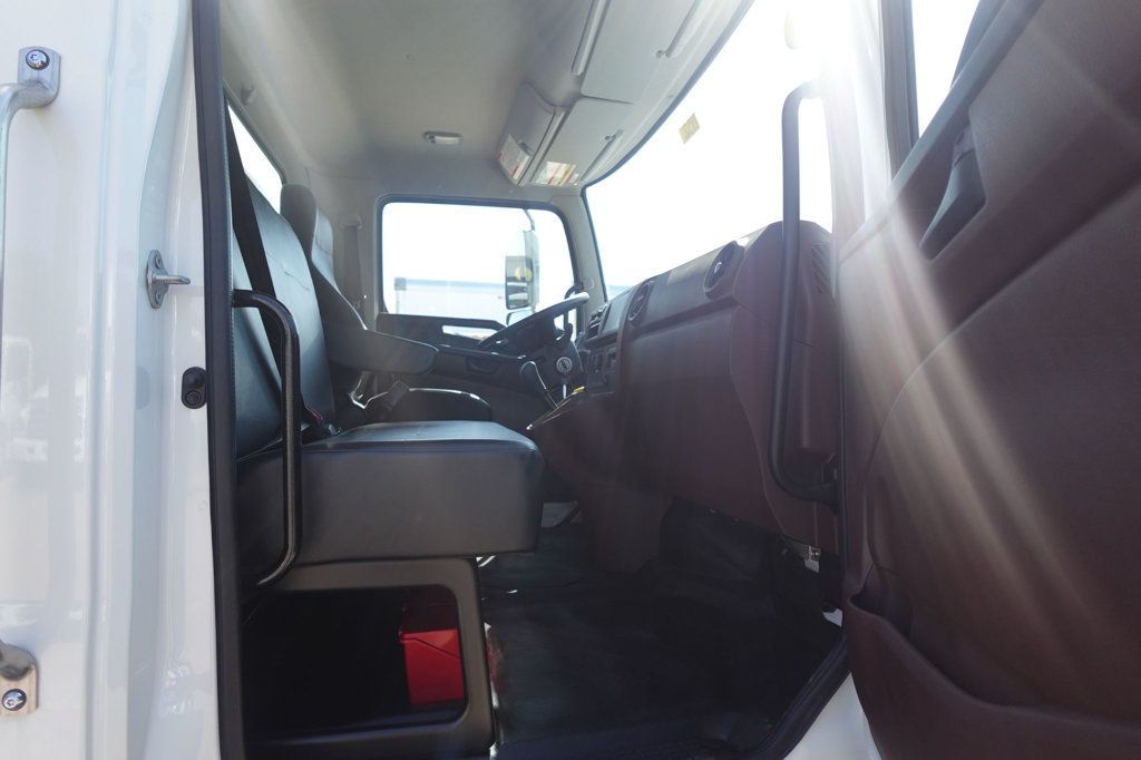 2026 HINO L6 (26ft Box w/ Lift Gate) - 22879735 - 52