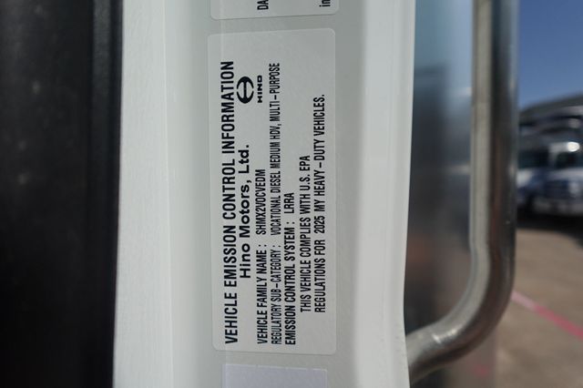 2026 HINO L6 (26ft Box w/ Lift Gate) - 22879735 - 60