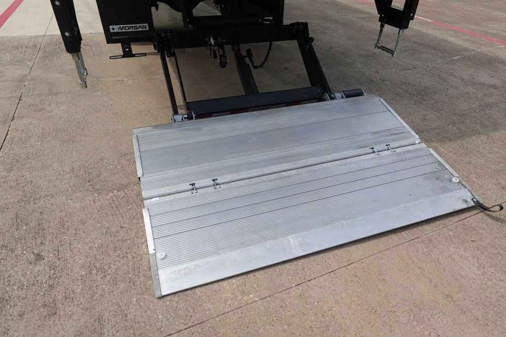 2026 HINO L6 (26ft Box w/ Lift Gate) - 22879811 - 23