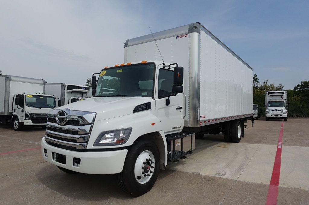 2026 HINO L6 (26ft Box w/ Lift Gate) - 22879811 - 2