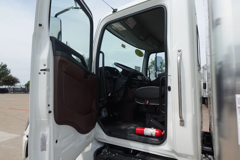 2026 HINO L6 (26ft Box w/ Lift Gate) - 22879811 - 34